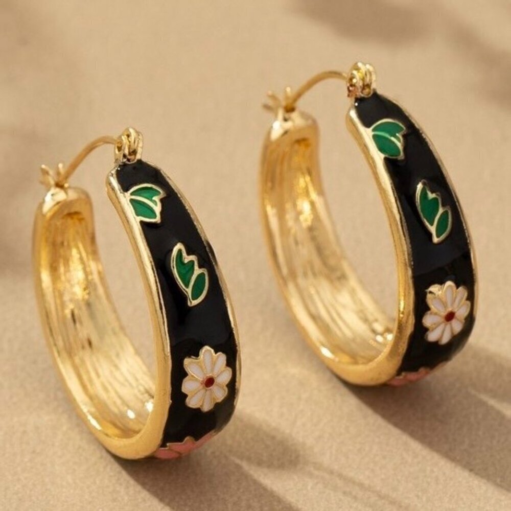 CARA BLACK FLOWER HOOP EARRINGS